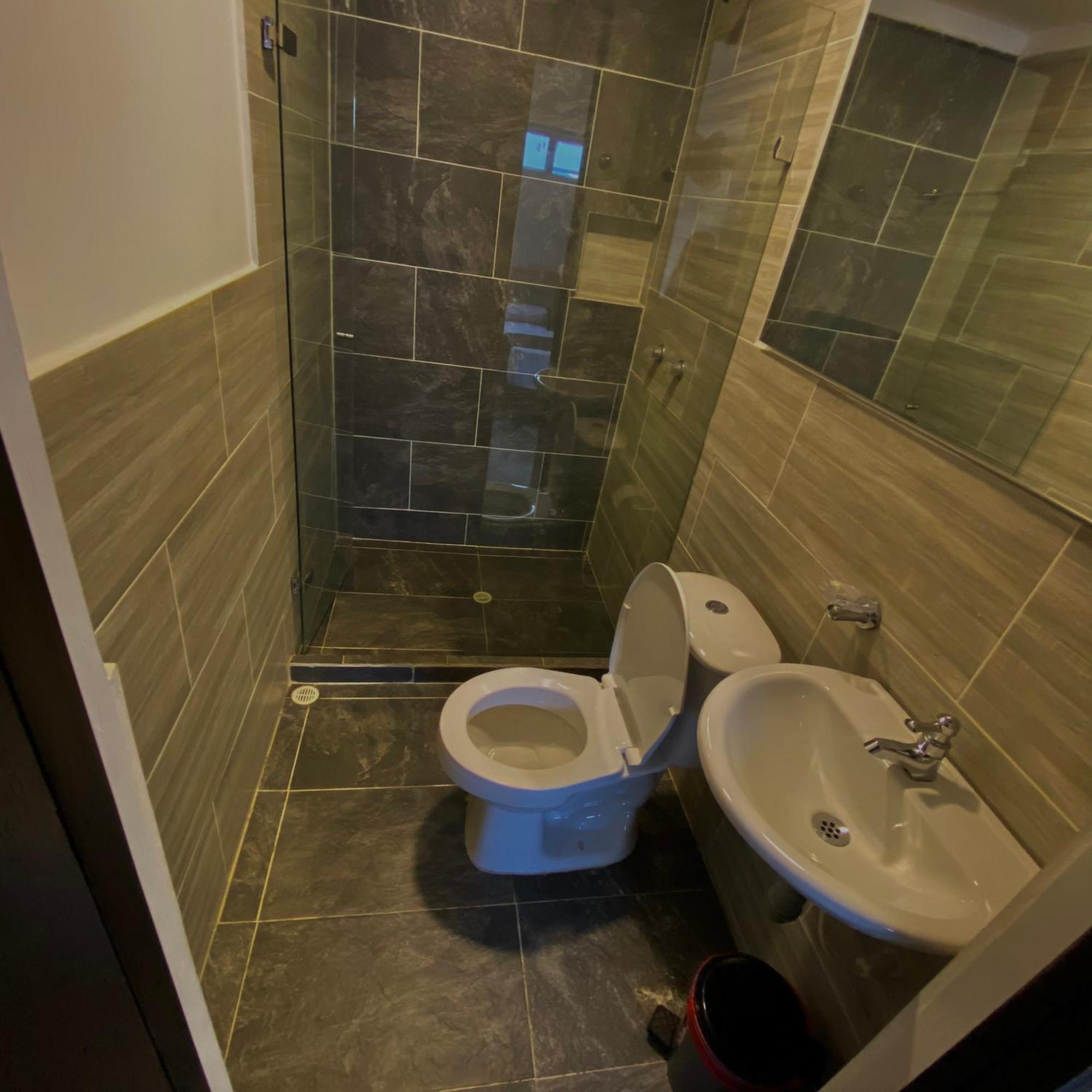 Hotel Buenos Aires Central Medellin Bagian luar foto